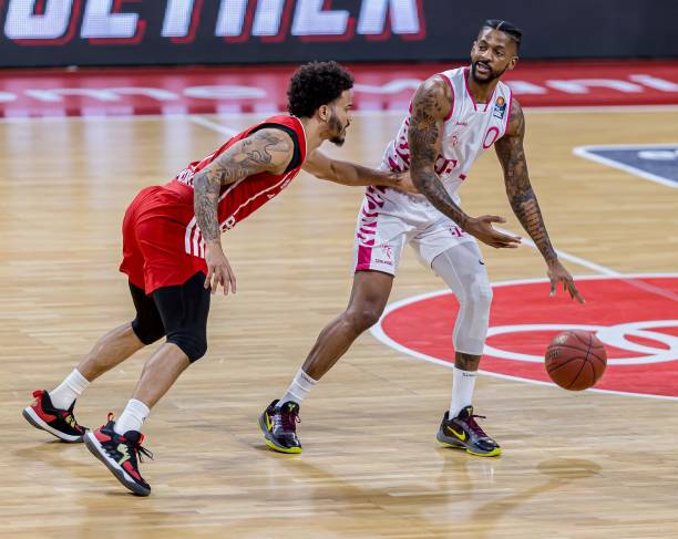 展现了昔日 展现了昔日