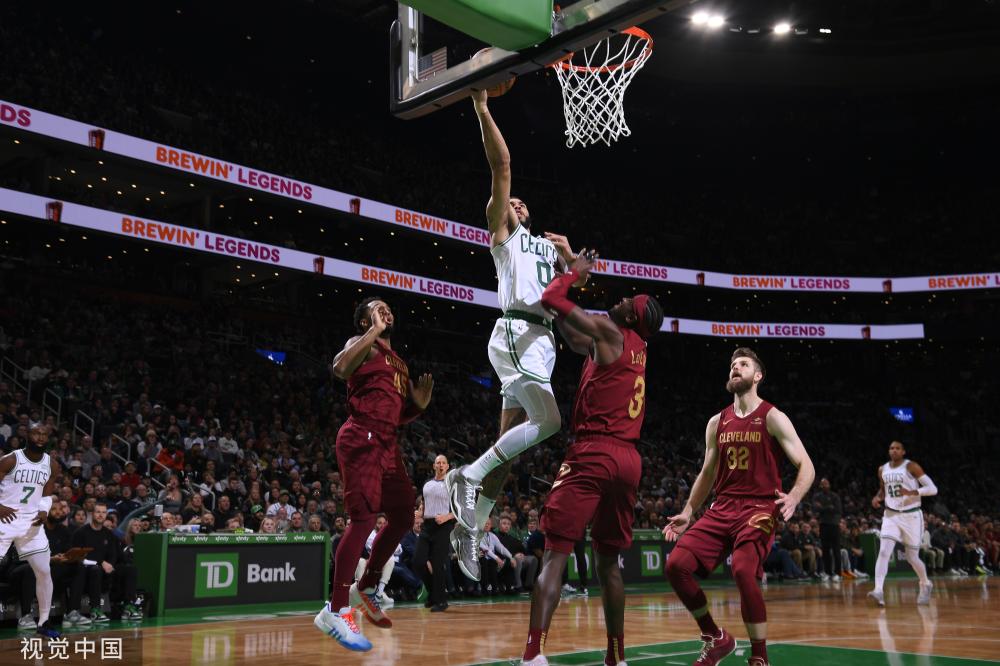 于场上事务 于场上事务